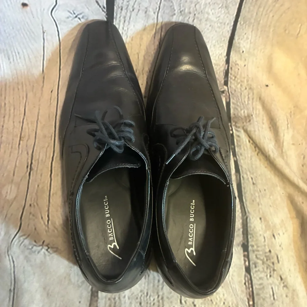Bacco Bucci these are